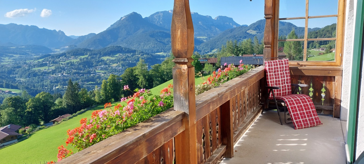 Balkon 1.OG Blick auf Untersberg